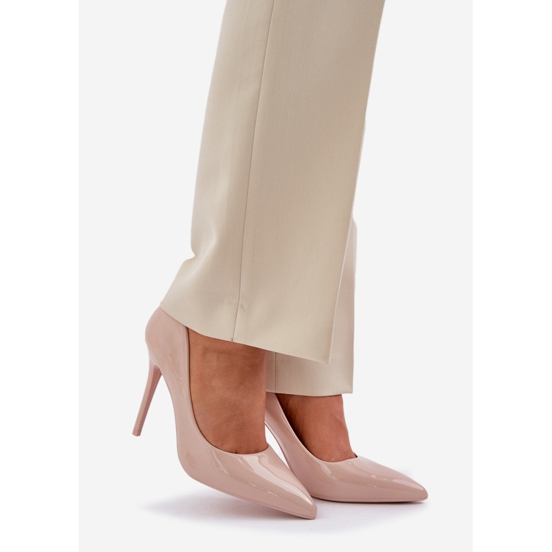 Peint talons hauts avec des orteils marginaux beige 1