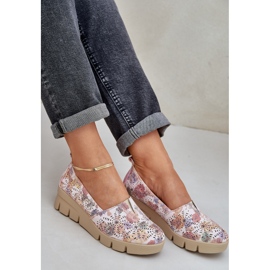 Jezzi Chaussures pour femmes avec un motif de coin multicolore ouvert blanche 7