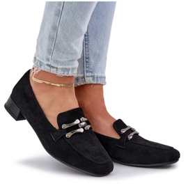 Mocassins avec un ornement sur un talon délicat eco en daim noir le noir 7