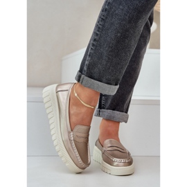 Modages en cuir ouverts pour femmes sur la plate-forme et cales de champagne d'or 2 Modages en cuir ouverts pour femmes sur la plate-forme et cales de champagne d'or 2