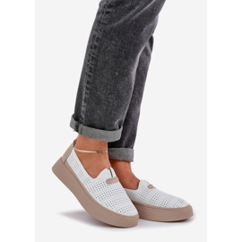 LIPEURS DE CUIR LETURS LECTRAVEMENTS Chaussures féminines sur la plate-forme et coins blancs blanche 1