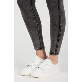 Baskets ajourées blanc 1