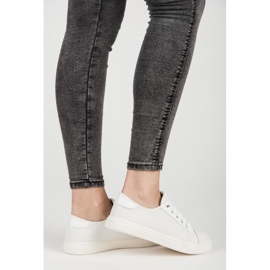 Baskets ajourées blanc 2