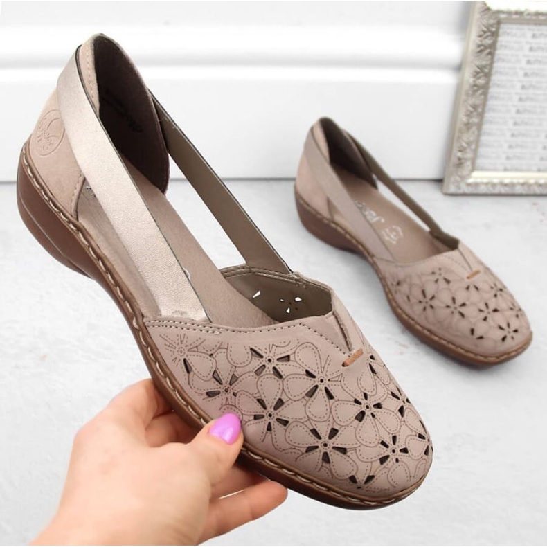 Chaussures en cuir confortables Rieker W RKR442C, beige 2