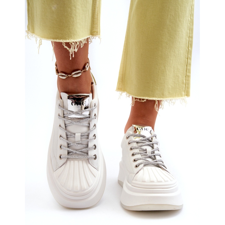 Baskets en cuir sportif pour femmes sur Goe NN2N4033 Plateforme blanche 4