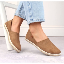 News Nouvelles de chaussures en daim dans 24TX02-2416 EVE270D 2