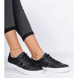 Baskets noires avec un motif d'animal décoré de paillettes 2