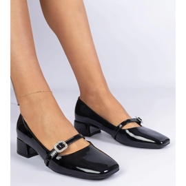 Pompes élégantes noires décorées de zircons 2