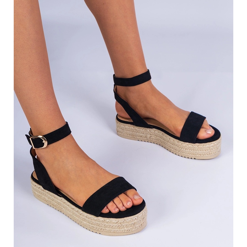 Espadrilles noires sur la plate-forme le noir 1