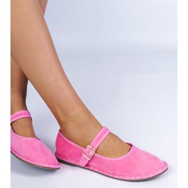 Ballerines féminines roses avec un fermoir 1