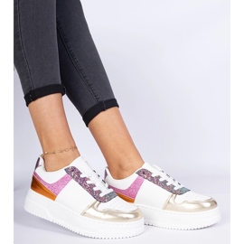 Baskets féminines multicolores sur une semelle épaisse 2