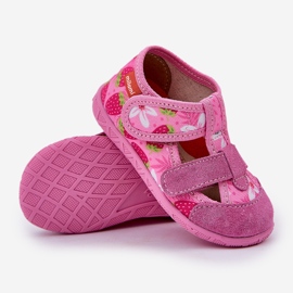 Slippers pour enfants pour les fraises roses 2