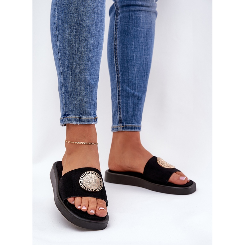 Slippers pour femmes avec une décoration dorée noire le noir 2
