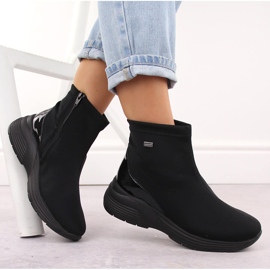 Bottines compensées noires imperméables pour femme Remonte D6677-03 le noir 11