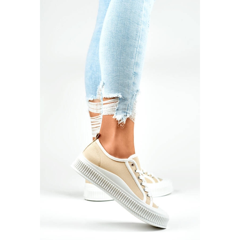 Baskets basses à semelle blanche, beige 2667BE 2