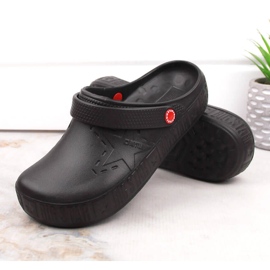 Chaussons en mousse noire Big Star II275001 kroks noirs 1