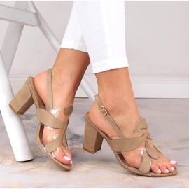 Sandales femme en daim beige transparent sur le poteau Sabatina S163-1 1