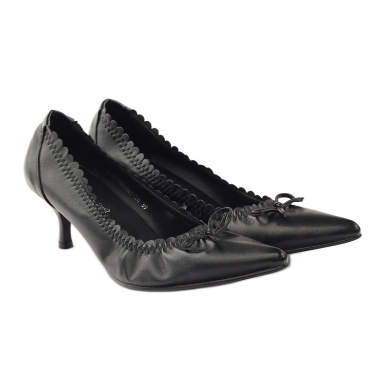 Escarpins avec insert en cuir Christine noir 4