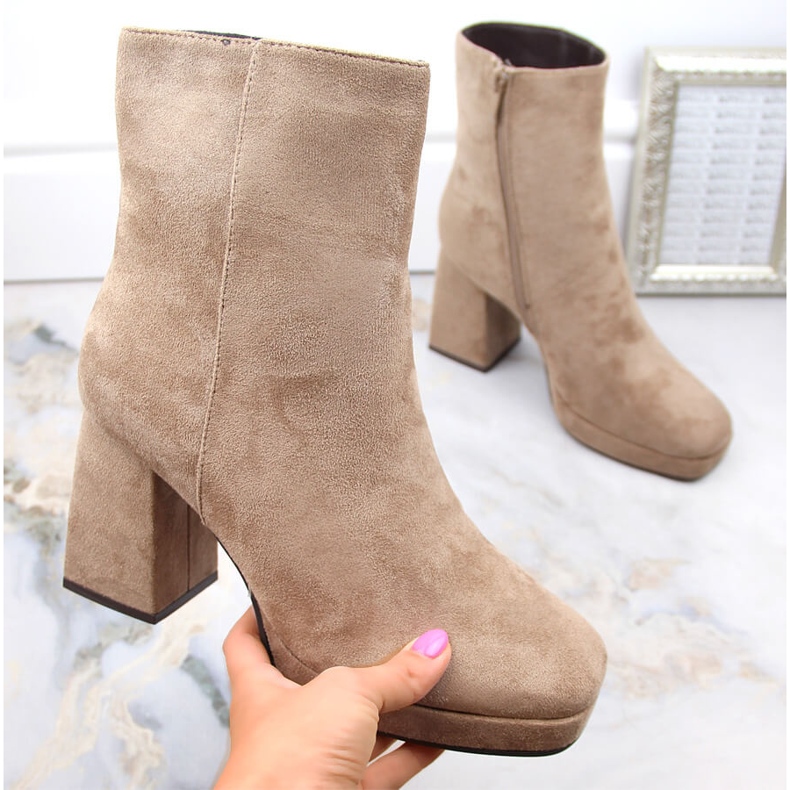 Bottines femme en daim beige Jezzi RMR2288-2 1