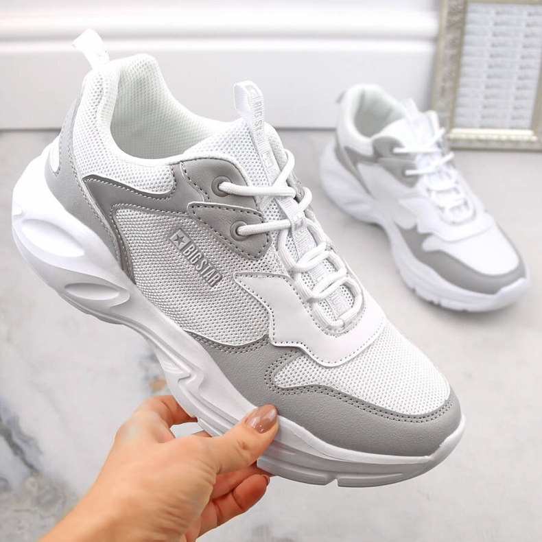 Chaussures de sport femme, baskets blanches Big Star LL274375 2 Chaussures de sport femme, baskets blanches Big Star LL274375 2