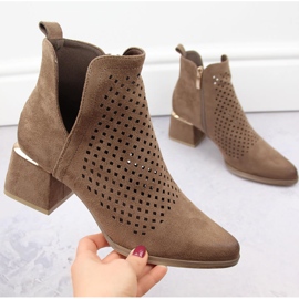 Bottines à talons hauts ajourées pour femme en daim marron Potocki SZ12356 brun 5