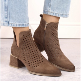 Bottines à talons hauts ajourées pour femme en daim marron Potocki SZ12356 brun 3