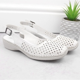 Sandales confortables en cuir entièrement ajourées pour femmes, blanc Rieker 41350-80 blanche 7
