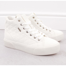 Baskets isolées matelassées blanches Big Star OO274A479 2