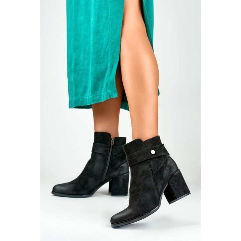 Bottines en daim pour femmes, noires, 260041B-SU 2