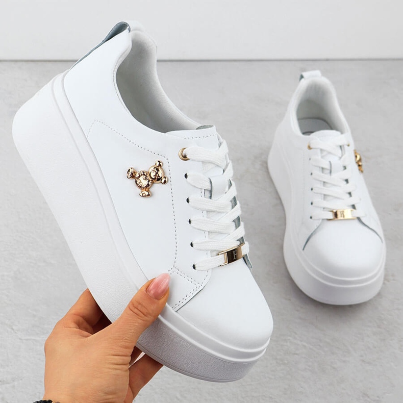 Chaussures en cuir pour femmes sur la plateforme White Filippo blanche 1