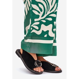 Sandales plates avec décoration noire 1