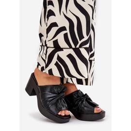 Jezzi Les tongs pour femmes sur le post eco en cuir noir le noir 1