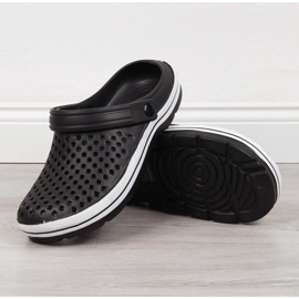 Chaussons en mousse ajourée noire NEWS 1