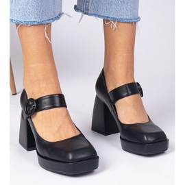Pompes noires avec un nez carré et une boucle le noir 3