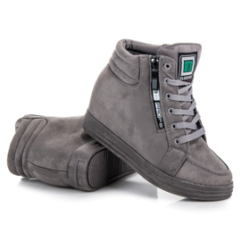 Baskets en daim gris 4