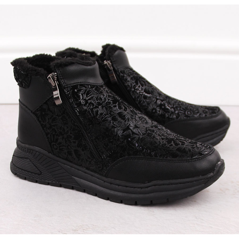 Bottines femme en cuir noir à fleurs T.Sokolski Z24-329 le noir 2