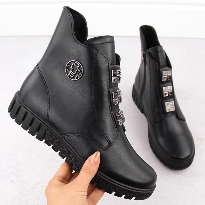 Bottines femme en cuir noir sur plateforme avec décorations, Filippo DBT6360 le noir 2 Bottines femme en cuir noir sur plateforme avec décorations, Filippo DBT6360 le noir 2