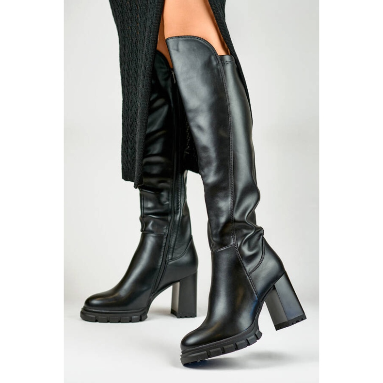 Bottes noires isolées à talons hauts pour femmes GD-FL3033B le noir 2