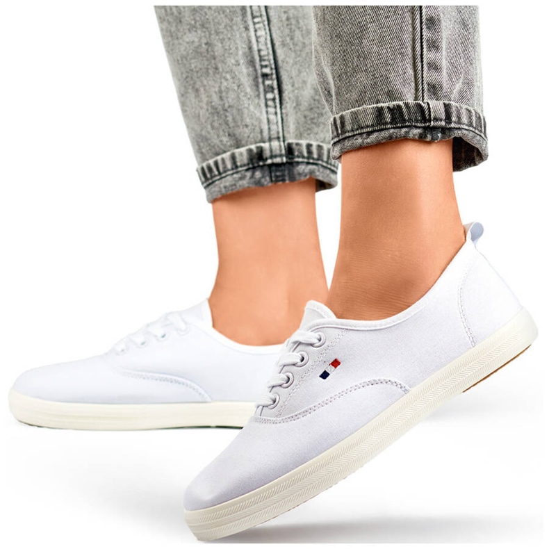 Baskets femme HB-6W blanches à semelle blanche 1