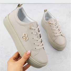 Chaussures en cuir pour femmes sur la plate-forme beige Filippo 3533 1