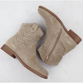 Bottes de daim des femmes Openwork Beige S.Barski HY51-063 3