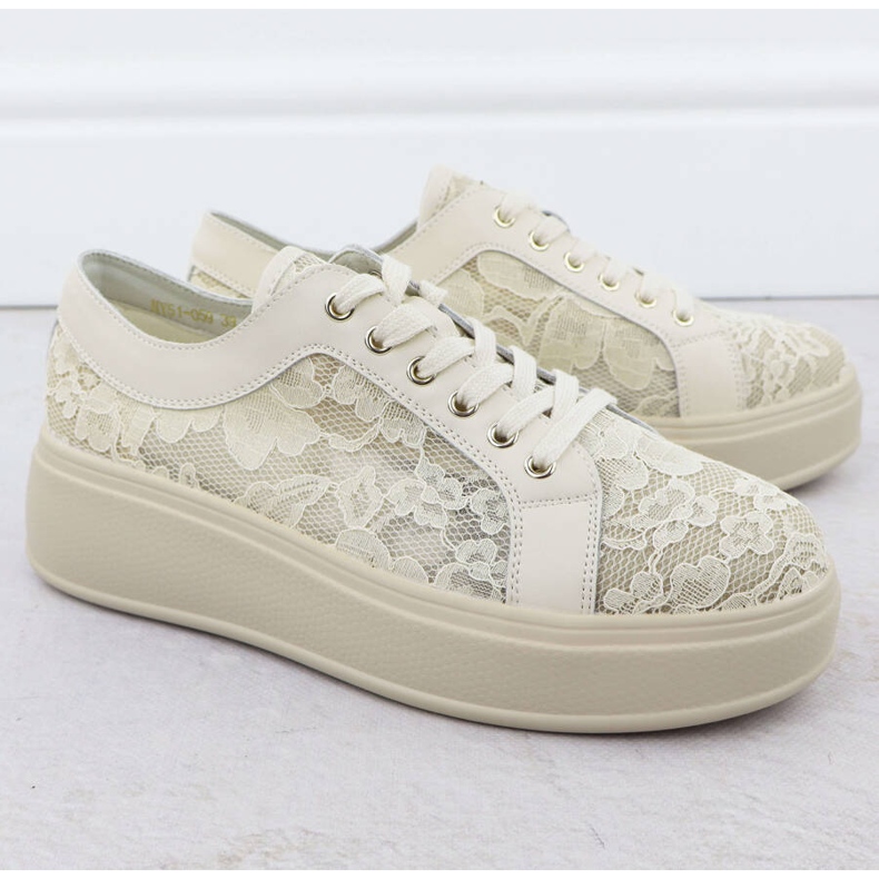 Chaussures sur la plate-forme en dentelle beige S.Barski HY51-059 2