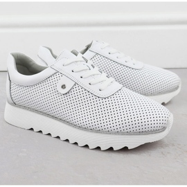 S.Barski Chaussures en cuir pour femmes sur la plateforme ouverte Białe S. Barski LR51-629 blanche 2