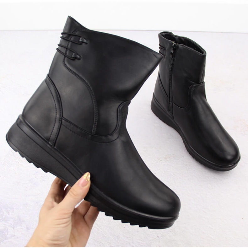 Bottes femme noires confortables et isolées Potocki 90314 1
