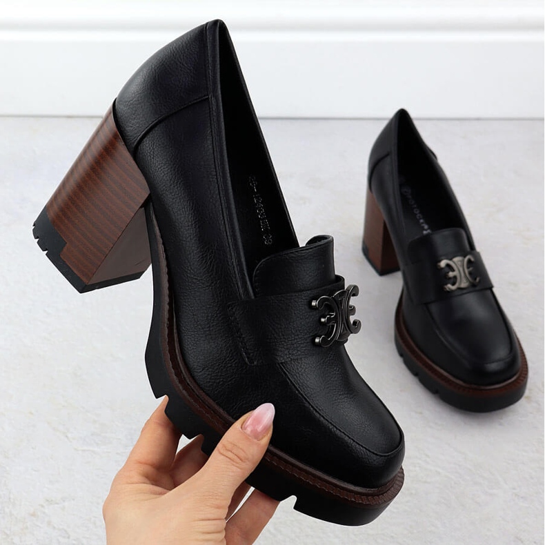 Chaussures pour femmes sur le poteau de Potocki noir avec décoration SZ12403 le noir 1 Chaussures pour femmes sur le poteau de Potocki noir avec décoration SZ12403 le noir 1