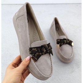 Mocassins en daim en cuir avec un arc beige filippo dp6457 1