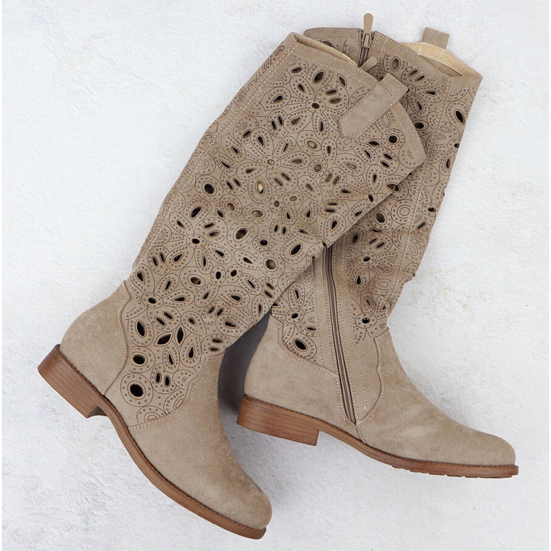 Bottes ouvertes des femmes en daim beige S.Barski HY51-176 1