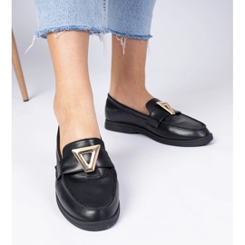 Mocassins de femmes noires avec une décoration élégante le noir 2 Mocassins de femmes noires avec une décoration élégante le noir 2