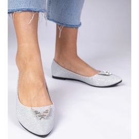 Ballerines de paillettes pour femmes argentées avec un papillon 2
