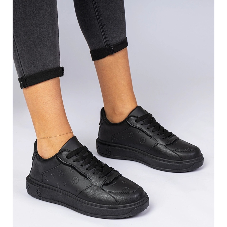 Baskets sportives noires de l'éco-cuir le noir 1